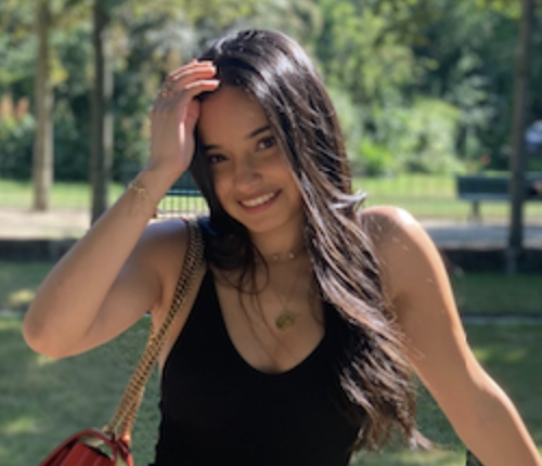 Kenza S.
